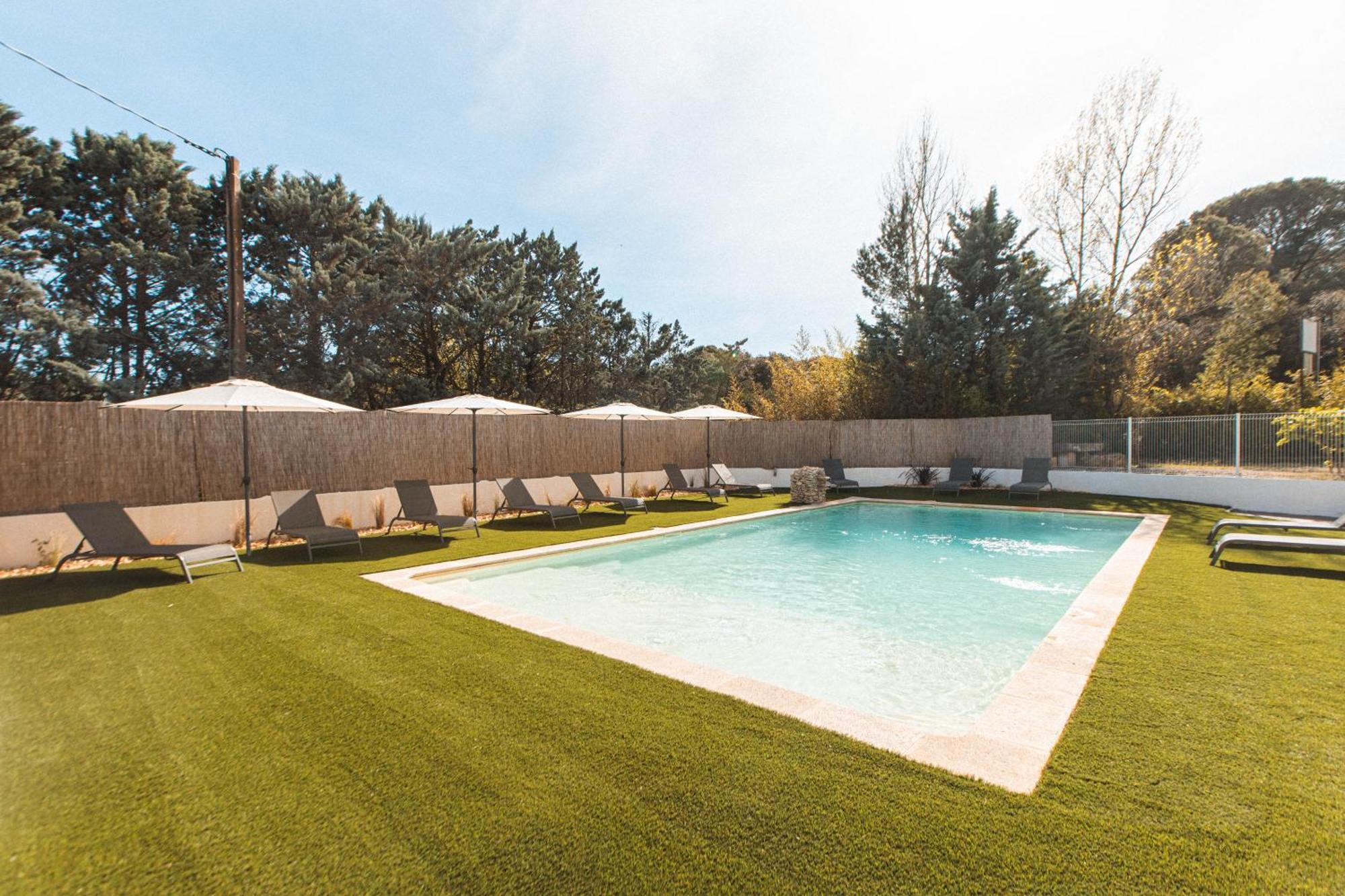 Soko Hotels-Pont Du Gard Ремулен Экстерьер фото